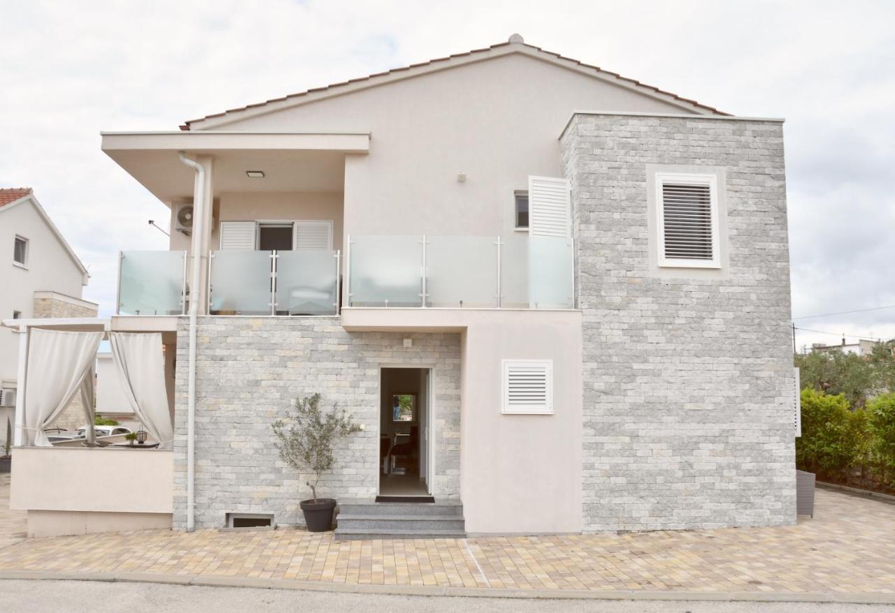 Apartment Josip 2 Tribalj Exterior foto